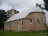Drewniany kościół p.w. Św. Trójcy z 1752 r.  przebudowany w 1872 r.
