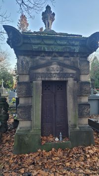 Grób Napoleona Urbanowskiego