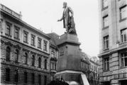 051. Pomnik Franciszka Smolki na placu jego imienia
