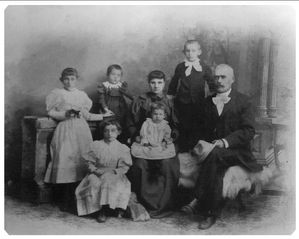 Hieronim Laskowski z rodziną Tarnów 1895