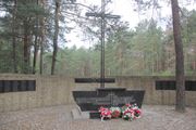 Ponary - pomnik pomordowanych żołnierzy AK