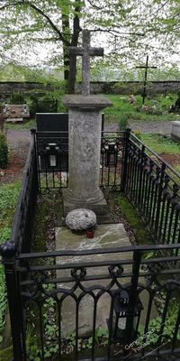 Grób Leona Rutkowskiego i Stanisława Novaka