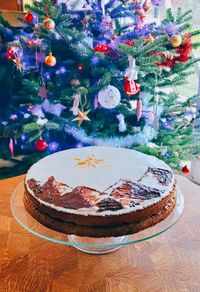 Tort z nieobieranych migdałów